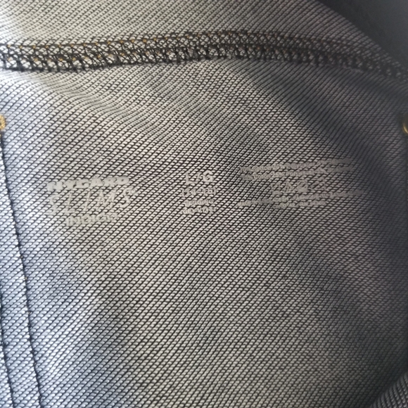 Nygard jeggings black denim with fade with size large 14/16 EUC brown stitching - Picture 2 of 5